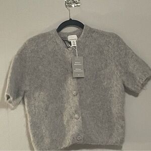 H&M Mohair/ Wool Blend. Gray Women's Sweater. Item #11336